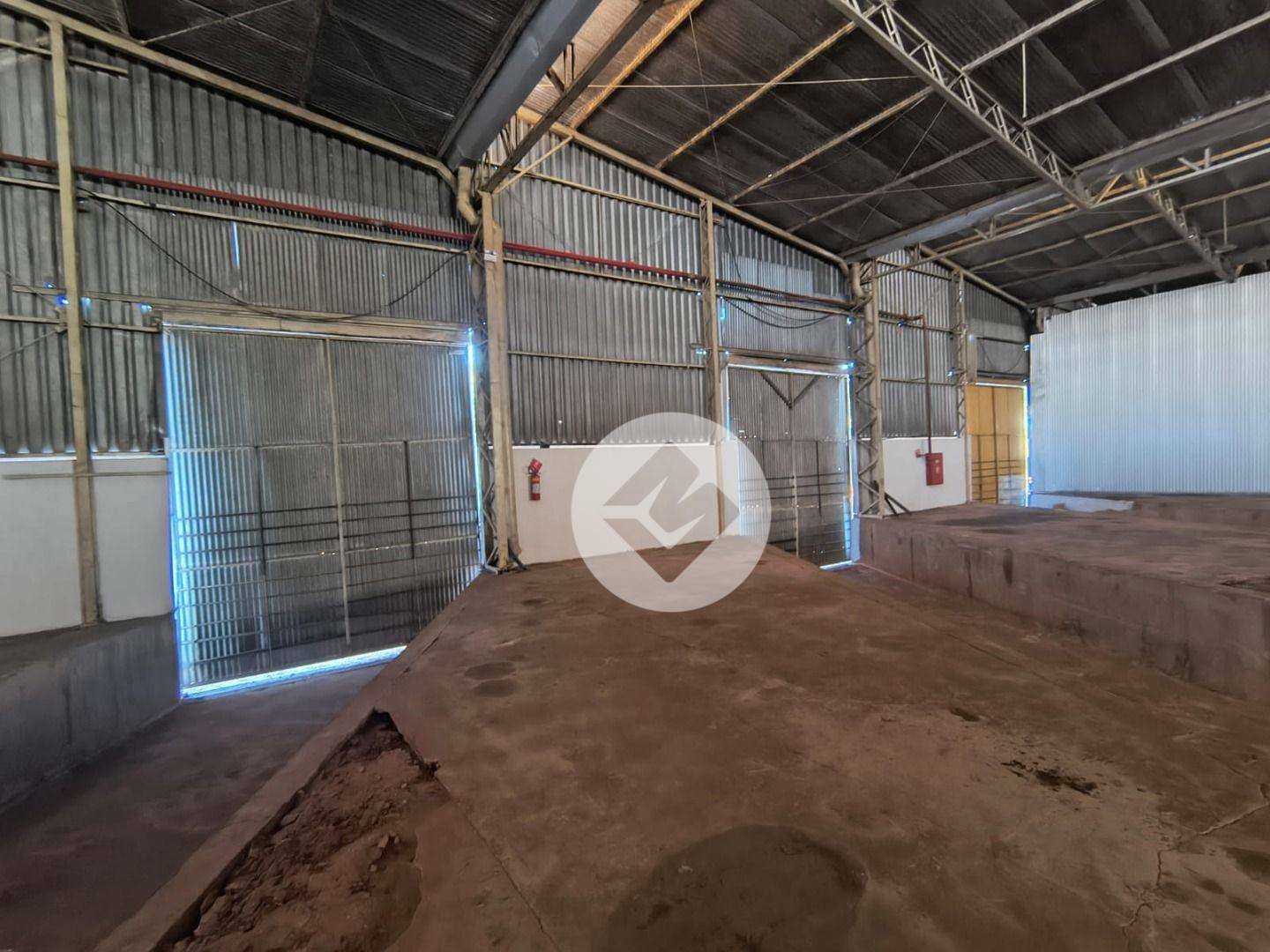 Depósito-Galpão-Armazém para alugar, 1800m² - Foto 3