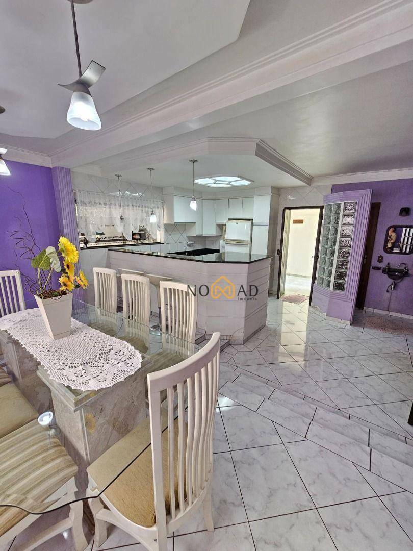 Casa de Condomínio à venda com 4 quartos, 300m² - Foto 12