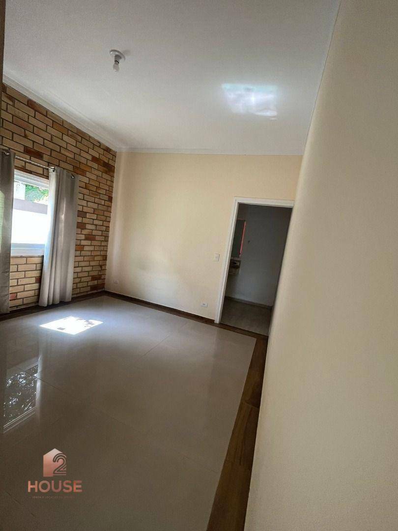 Casa de Condomínio para alugar com 3 quartos, 230m² - Foto 5