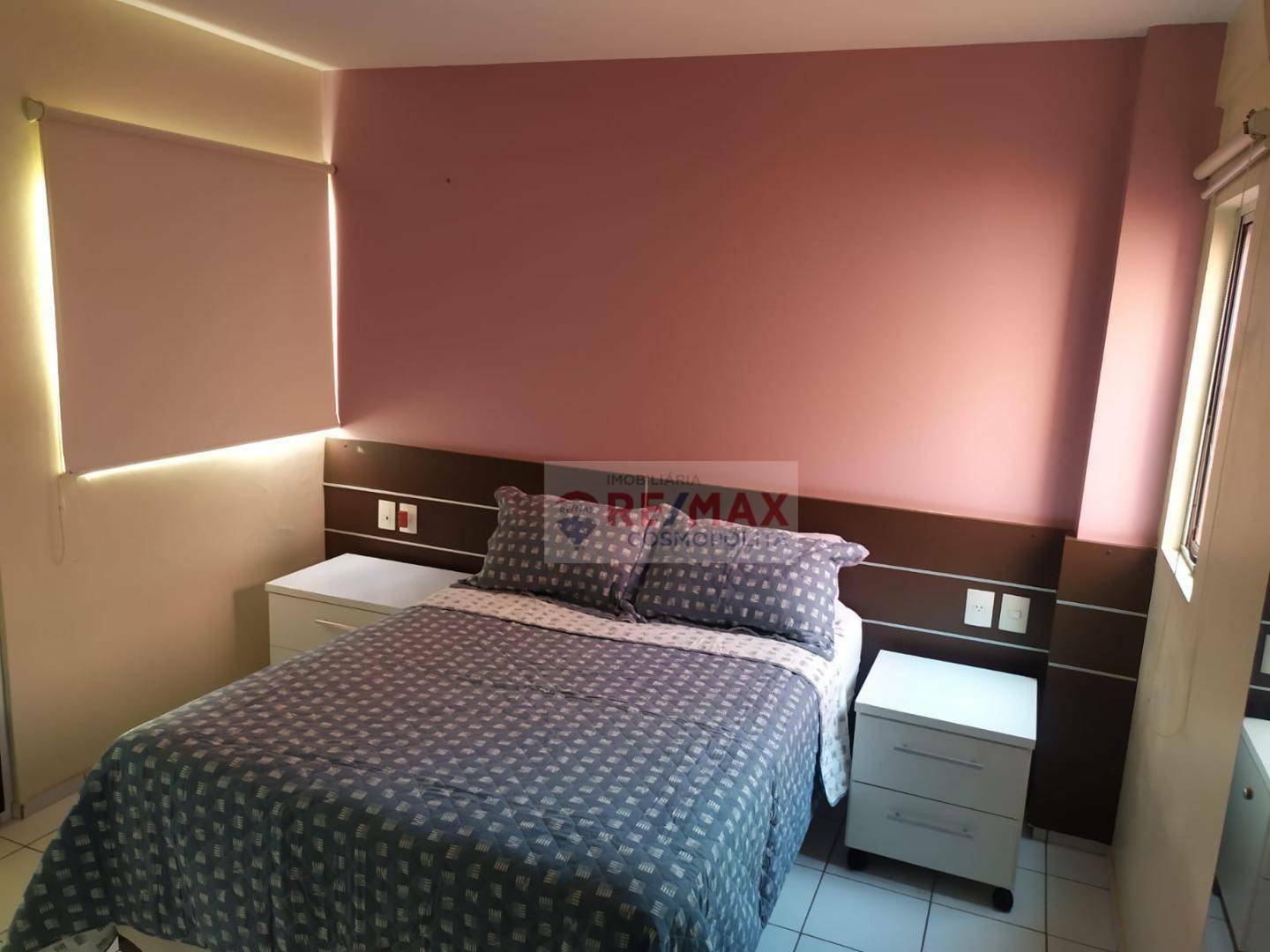 Apartamento à venda com 2 quartos, 62m² - Foto 3