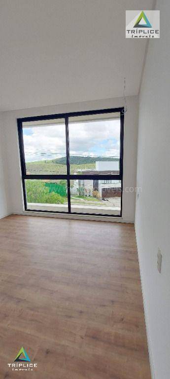 Casa de Condomínio à venda com 4 quartos, 330m² - Foto 37