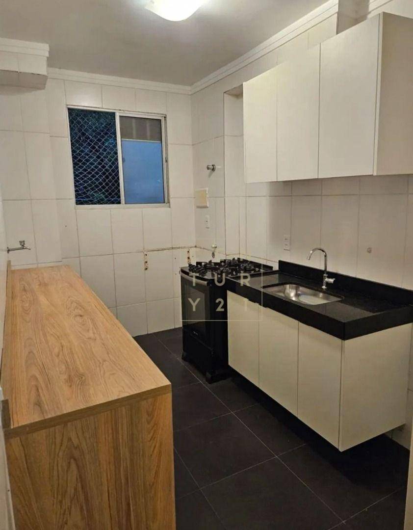 Apartamento à venda com 2 quartos, 48m² - Foto 2