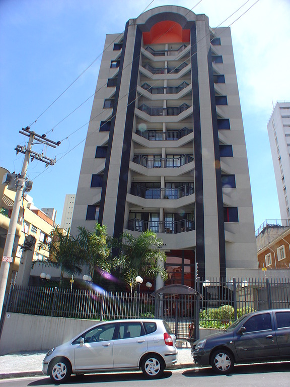 Apartamento à venda com 4 quartos, 260m² - Foto 1