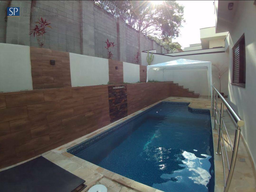 Casa de Condomínio à venda com 4 quartos, 230m² - Foto 3