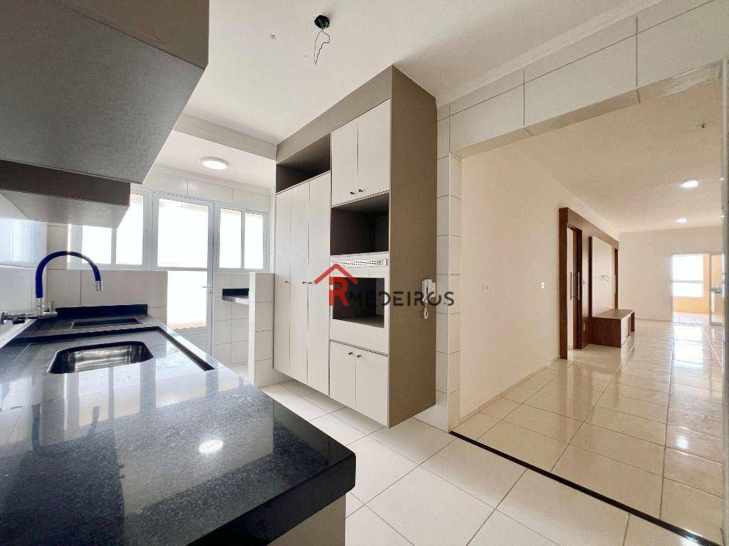 Apartamento à venda com 3 quartos, 128m² - Foto 12