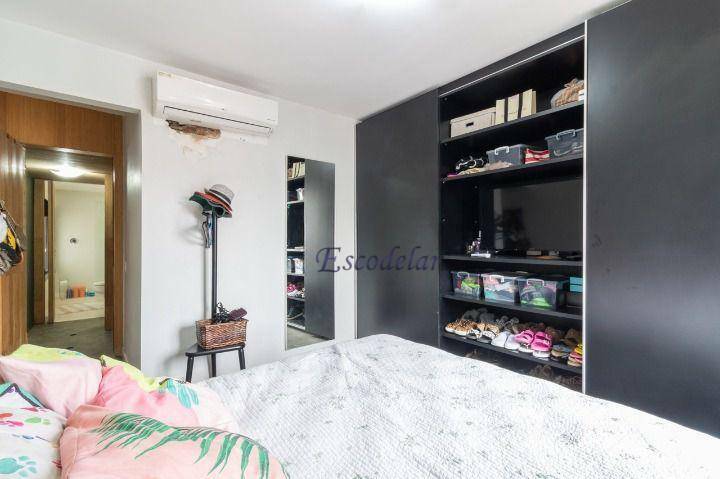 Apartamento à venda com 2 quartos, 70m² - Foto 14