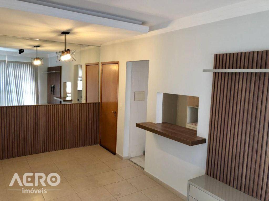 Apartamento para alugar com 2 quartos, 55m² - Foto 1