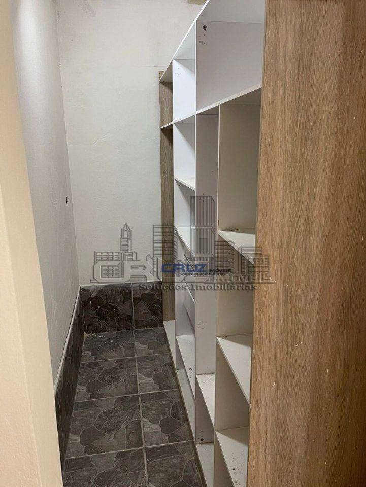 Casa à venda com 5 quartos, 250m² - Foto 35