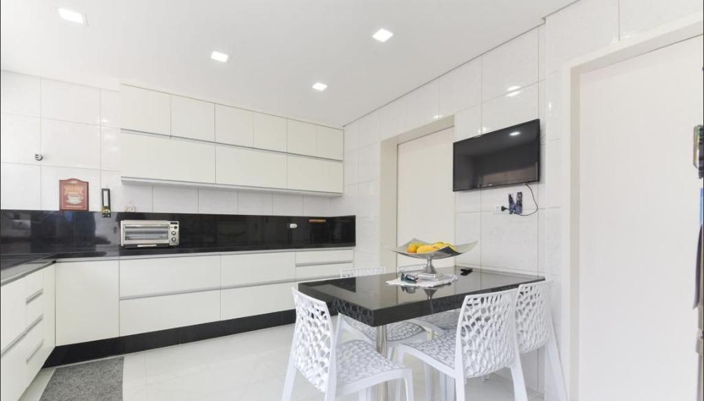 Sobrado à venda e aluguel com 3 quartos, 280m² - Foto 14