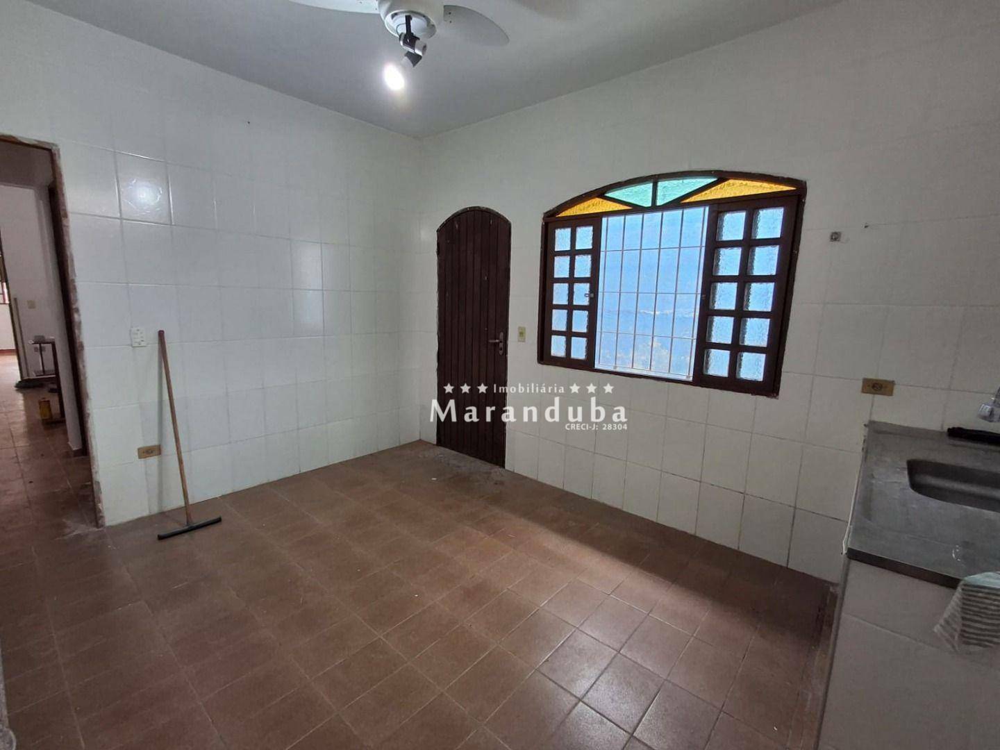 Casa à venda com 2 quartos, 50m² - Foto 8