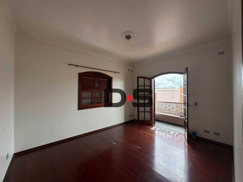 Sobrado à venda com 3 quartos, 254m² - Foto 8