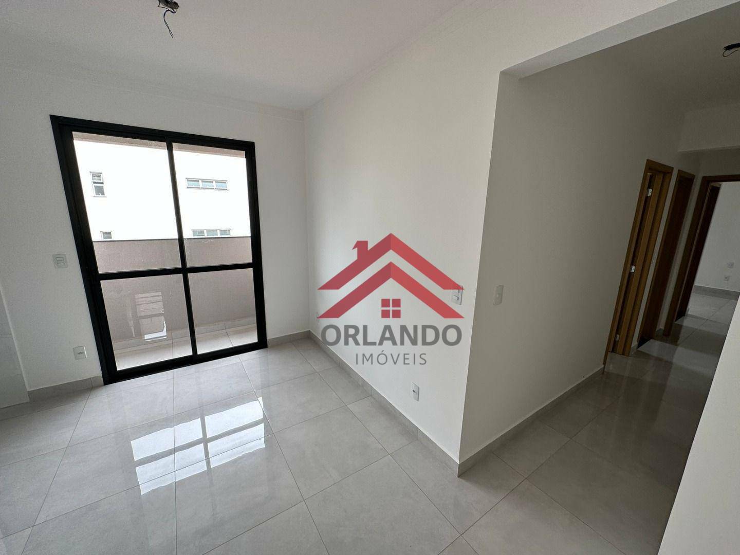 Apartamento à venda com 2 quartos, 63m² - Foto 1