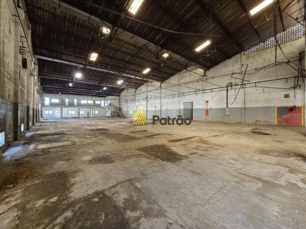 Depósito-Galpão-Armazém para alugar, 2200m² - Foto 2