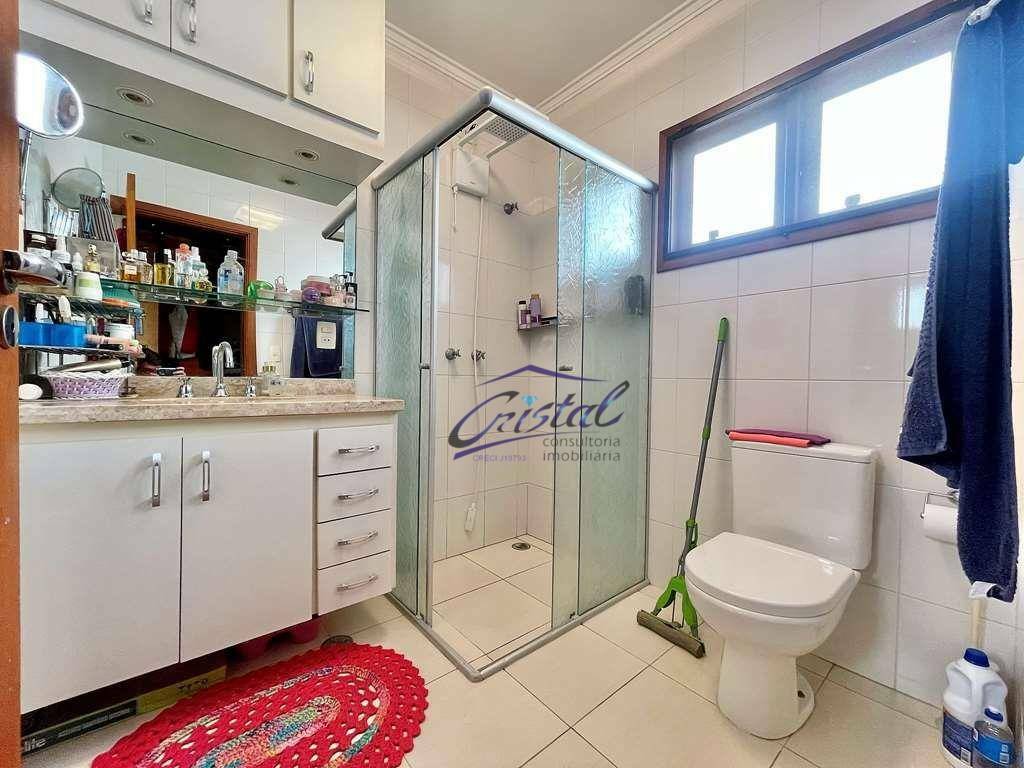 Casa de Condomínio à venda com 3 quartos, 357m² - Foto 28