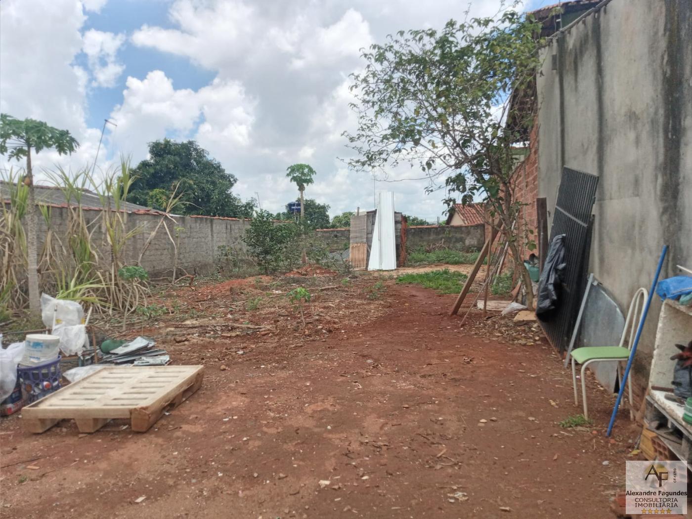 Terreno à venda, 300m² - Foto 2
