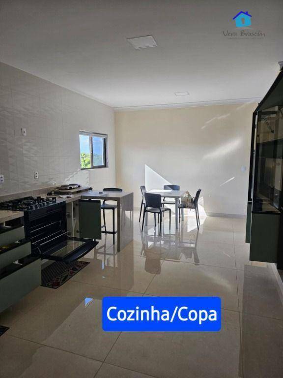 Casa de Condomínio à venda com 4 quartos, 300m² - Foto 17