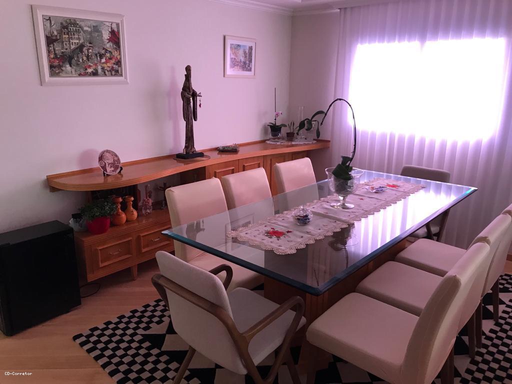 Apartamento à venda com 3 quartos, 162m² - Foto 1