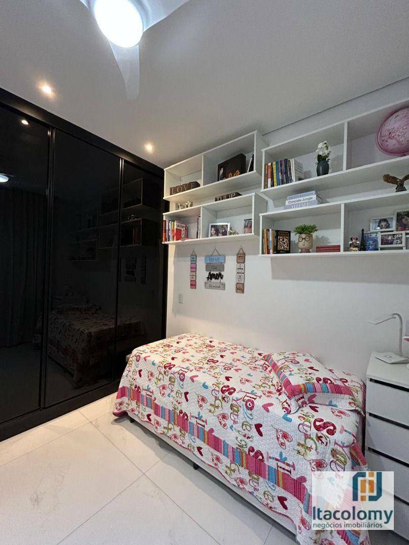 Casa de Condomínio à venda com 3 quartos, 220m² - Foto 18