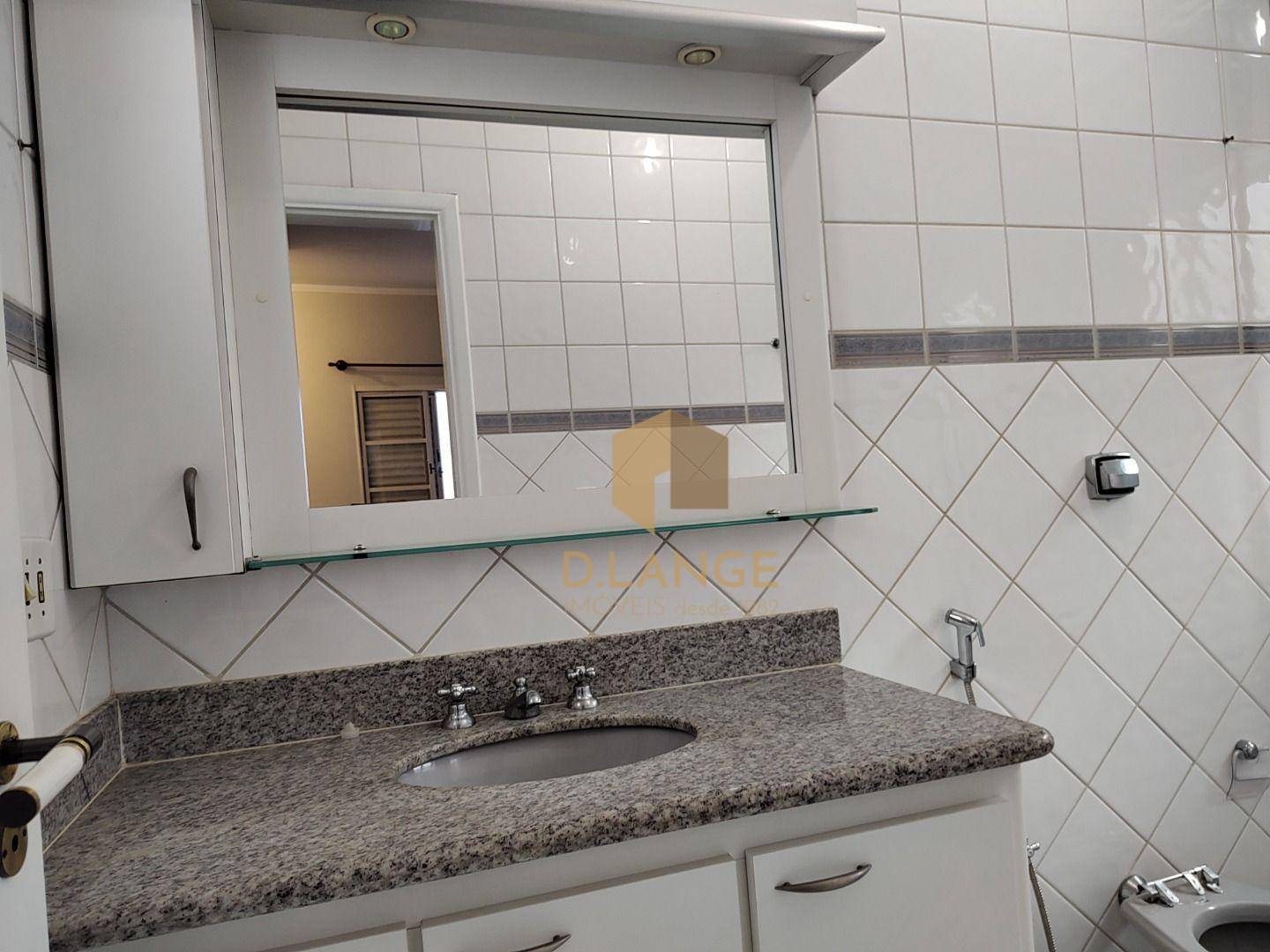 Casa de Condomínio para alugar com 3 quartos, 325m² - Foto 26