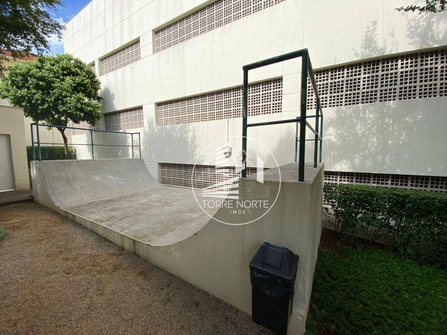 Apartamento à venda com 2 quartos, 80m² - Foto 18