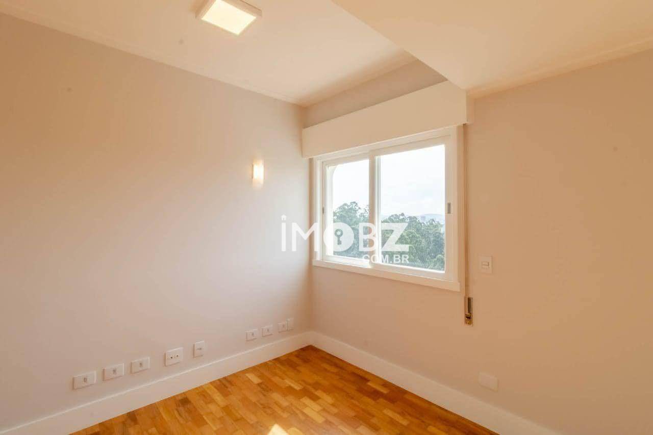 Apartamento à venda com 4 quartos, 221m² - Foto 13