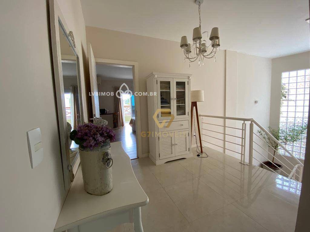 Casa à venda com 3 quartos, 330m² - Foto 15