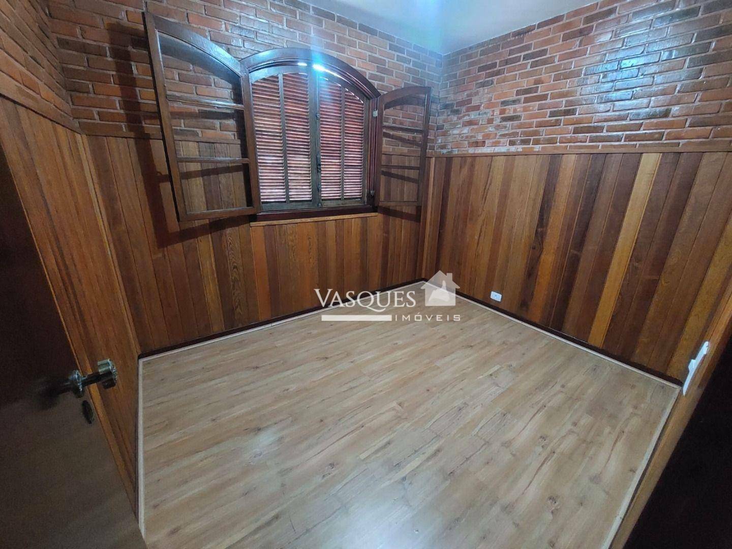 Casa para alugar com 3 quartos, 110m² - Foto 9