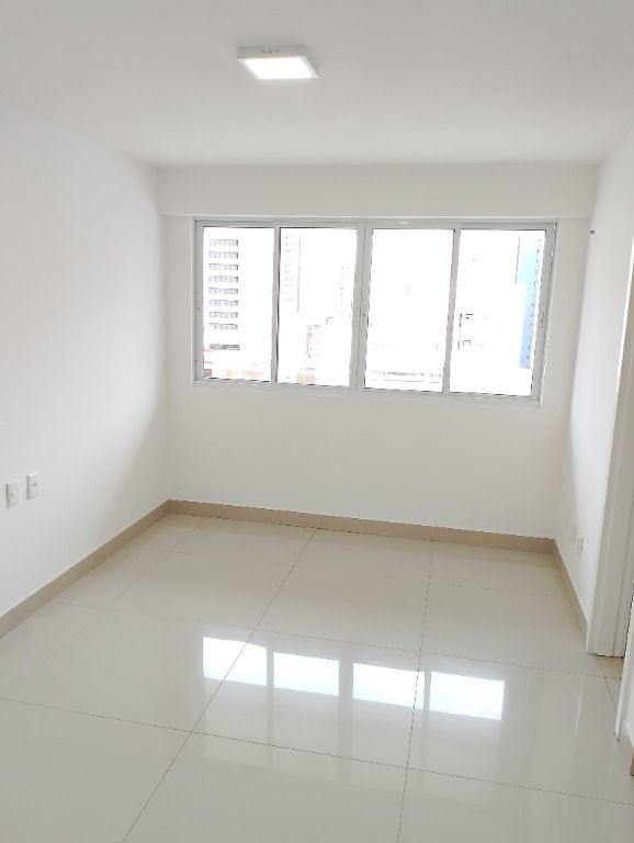 Apartamento à venda com 4 quartos, 225m² - Foto 11