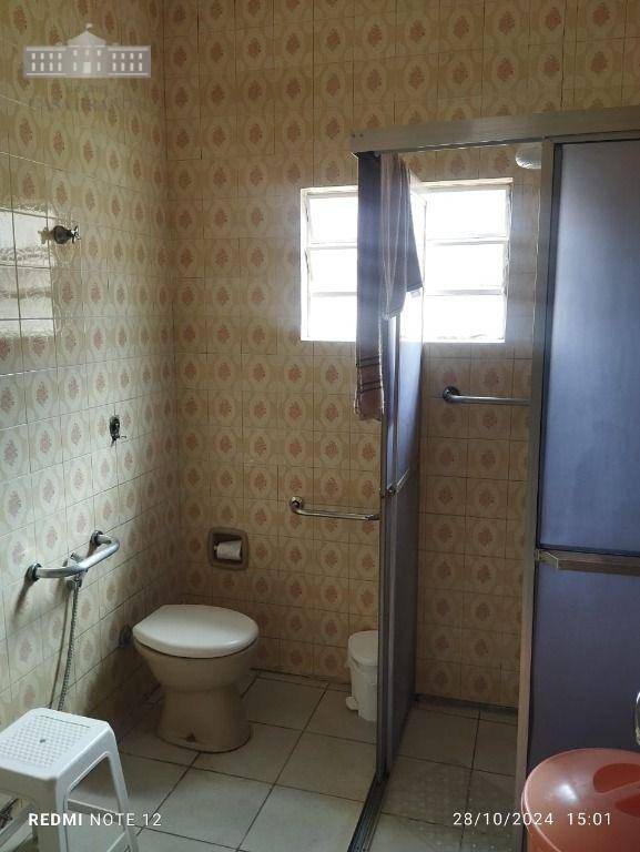 Casa à venda com 2 quartos, 390m² - Foto 15