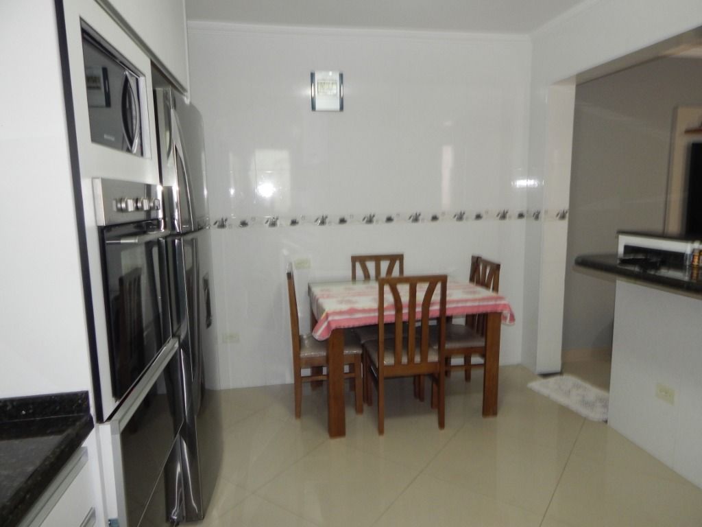 Sobrado à venda com 2 quartos, 235m² - Foto 10