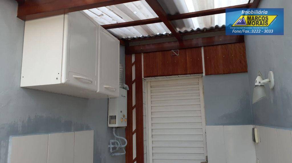 Casa à venda com 2 quartos, 140m² - Foto 17