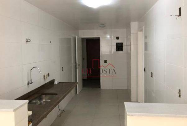 Apartamento à venda com 2 quartos, 100m² - Foto 2