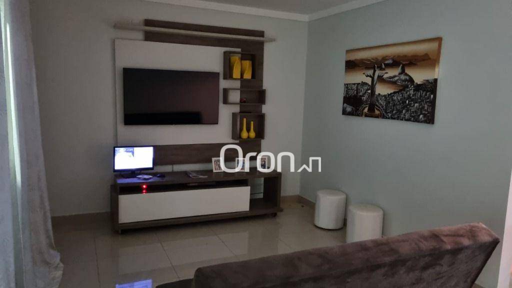 Sobrado à venda com 3 quartos, 180m² - Foto 2