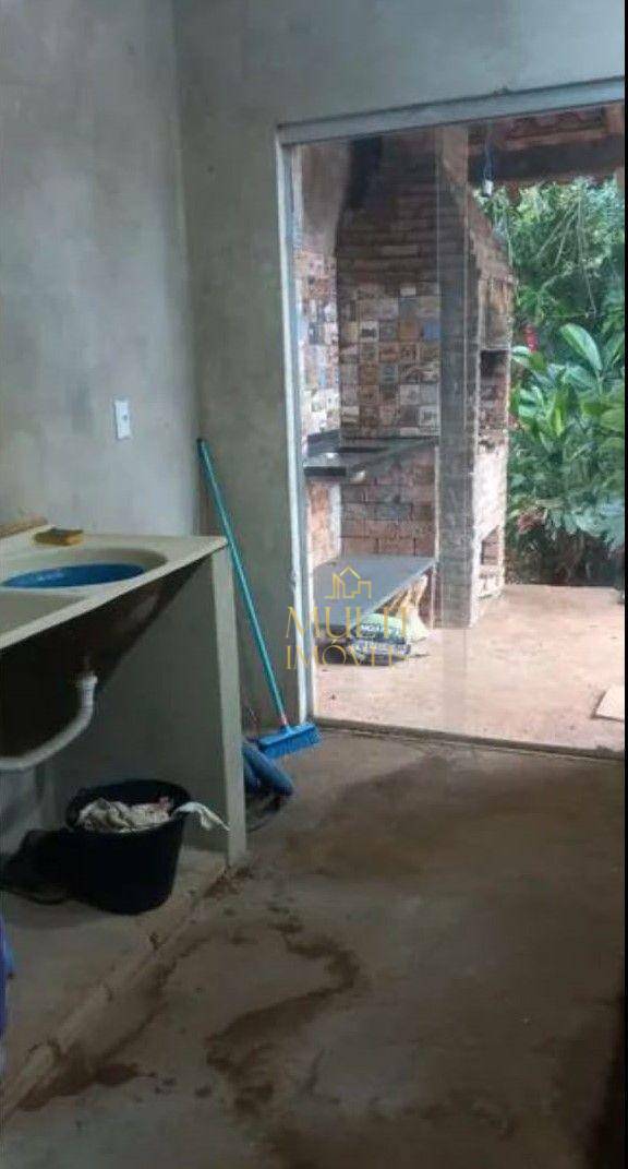 Chácara à venda com 4 quartos, 350m² - Foto 2