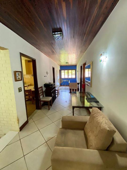 Casa à venda com 6 quartos, 1800m² - Foto 30