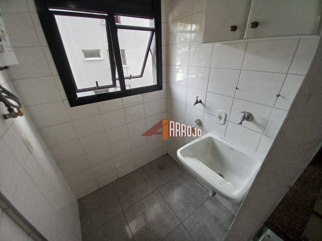 Apartamento à venda com 3 quartos, 70m² - Foto 31