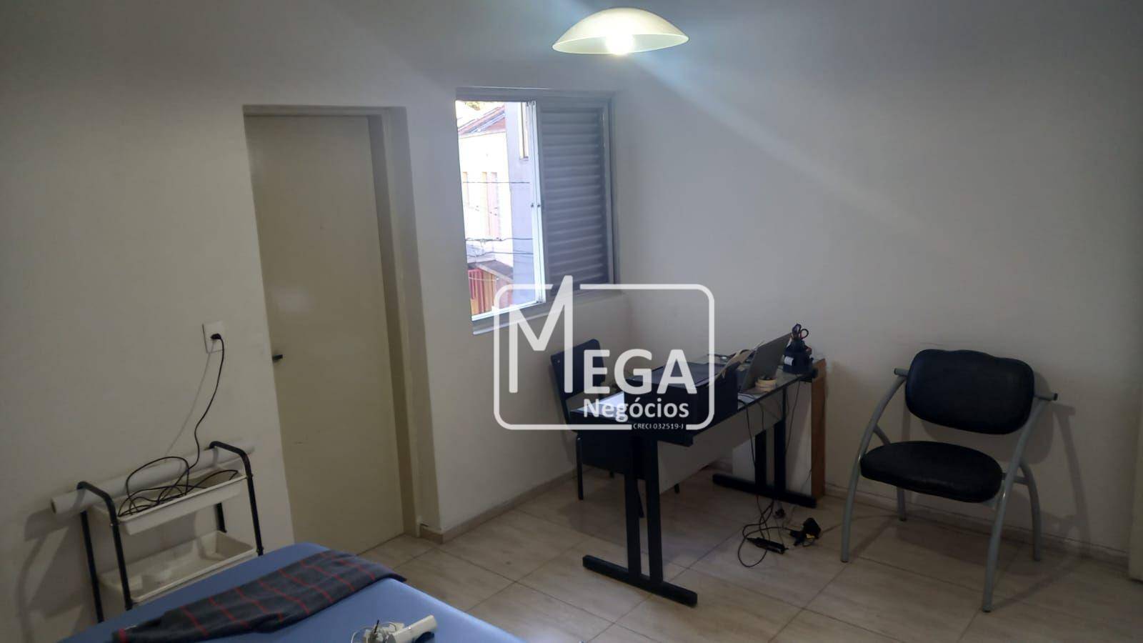 Casa à venda com 2 quartos, 84m² - Foto 2