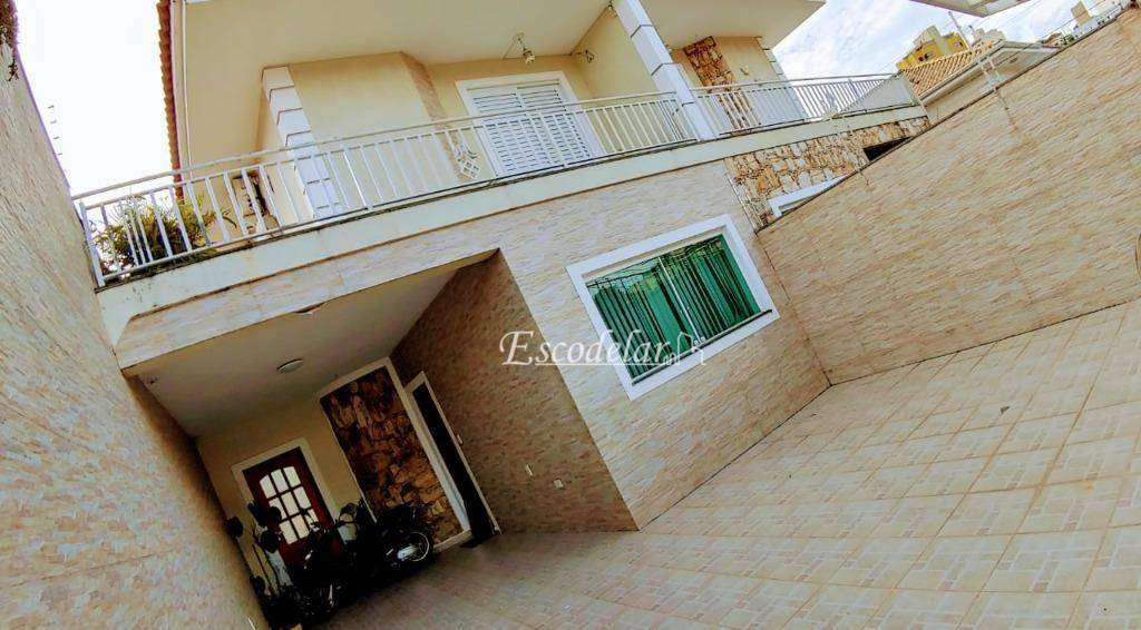 Sobrado à venda com 3 quartos, 157m² - Foto 1