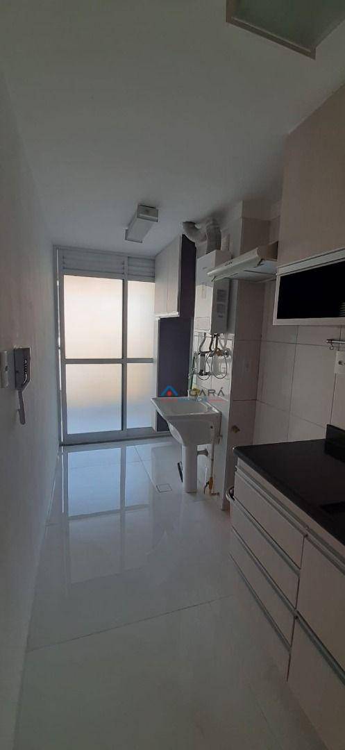 Apartamento à venda com 3 quartos, 83m² - Foto 11