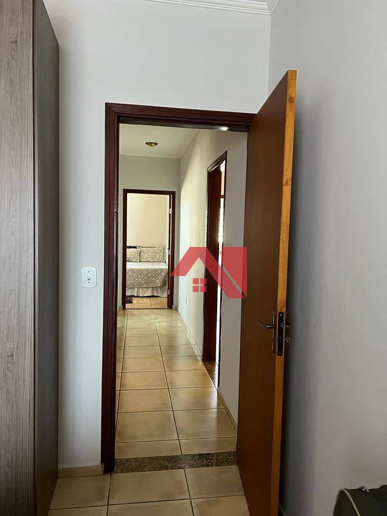 Casa à venda com 3 quartos, 154m² - Foto 17