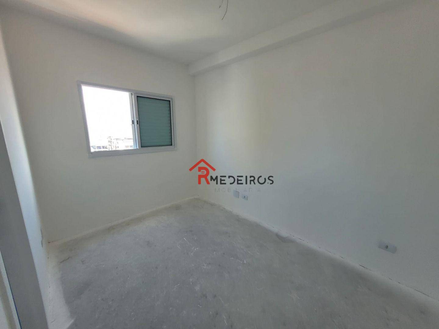 Apartamento à venda com 2 quartos, 70m² - Foto 9