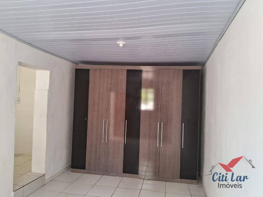 Casa para alugar com 1 quarto, 50m² - Foto 3