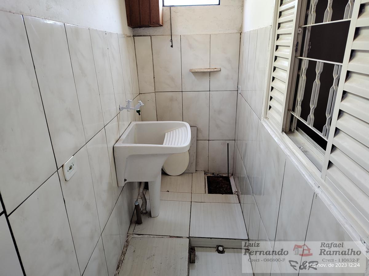 Casa à venda com 2 quartos, 150m² - Foto 16