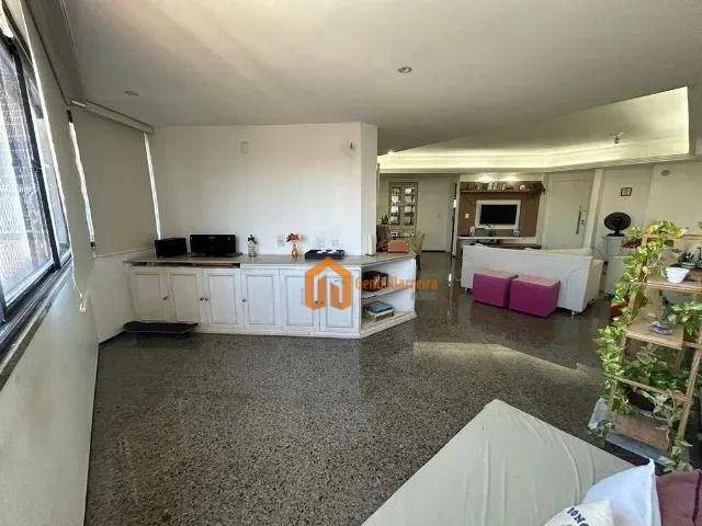 Apartamento à venda com 3 quartos, 111m² - Foto 4