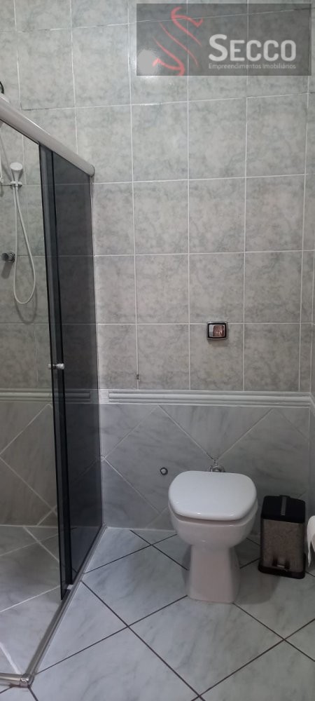 Sobrado para alugar com 3 quartos, 1050m² - Foto 10