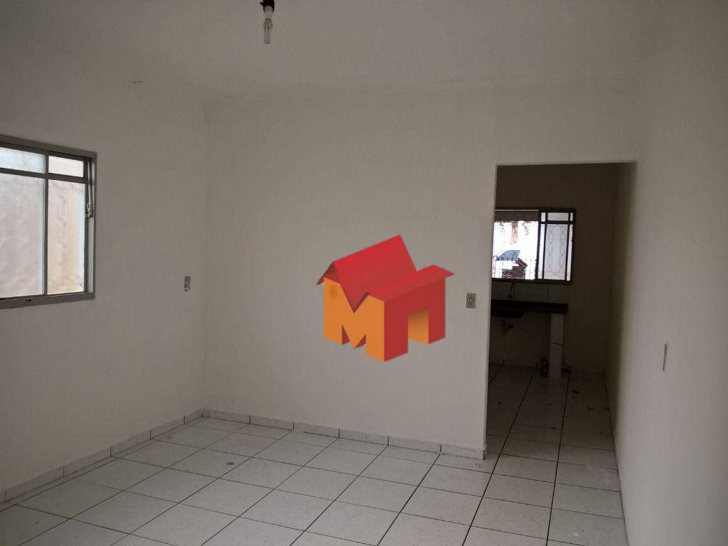 Casa à venda com 3 quartos, 110m² - Foto 3