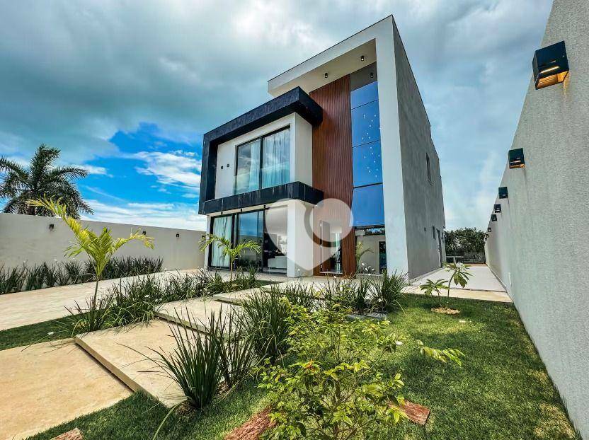 Casa à venda com 3 quartos, 370m² - Foto 1