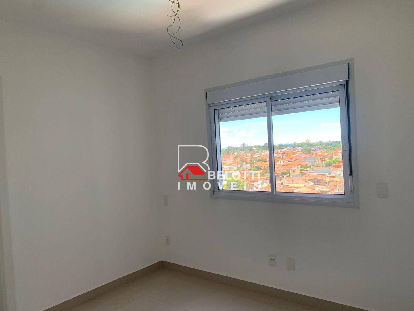 Apartamento para alugar com 4 quartos, 151m² - Foto 6