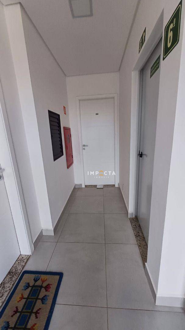 Apartamento à venda com 2 quartos, 75m² - Foto 9