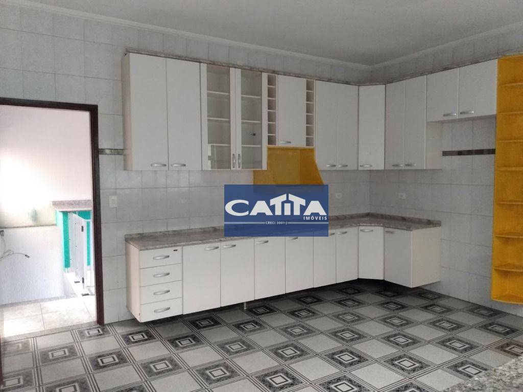 Casa à venda com 3 quartos, 246m² - Foto 2